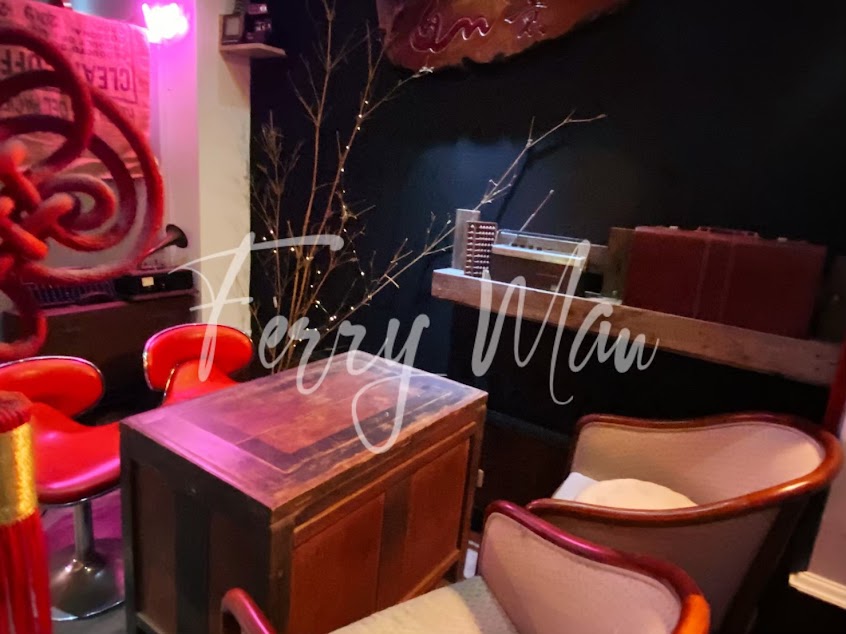 擺渡人bar( ferry man bar)