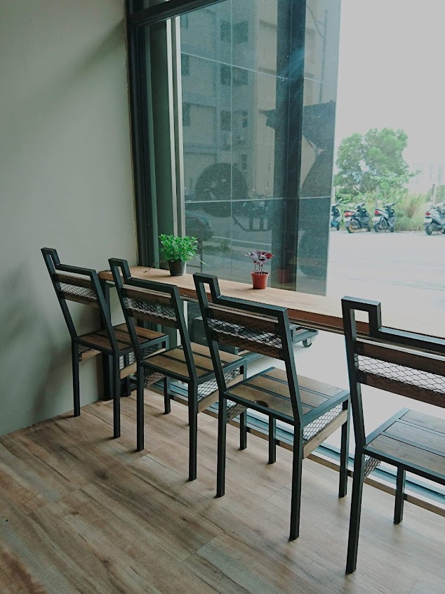 Tank home made burger