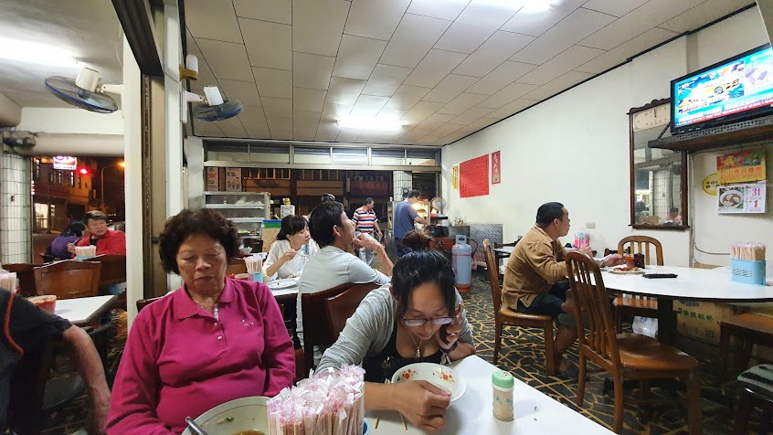 雙發冰果飲食店