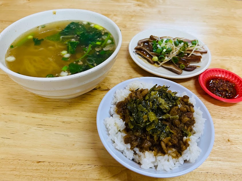 上茂牛肉麵