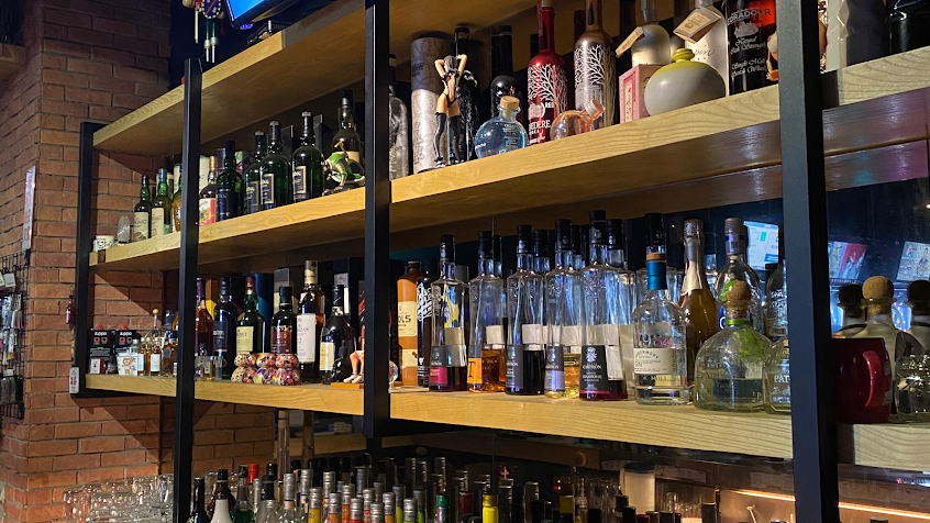 BourbonBar波苯飛鏢吧