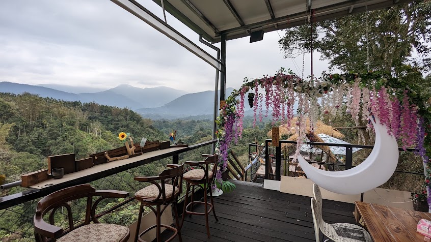 微風親親茶啡露棧（連假有營業）-魚池網美下午茶|必吃甜點|推薦景點|聚餐餐廳|網美餐廳|景觀露營區