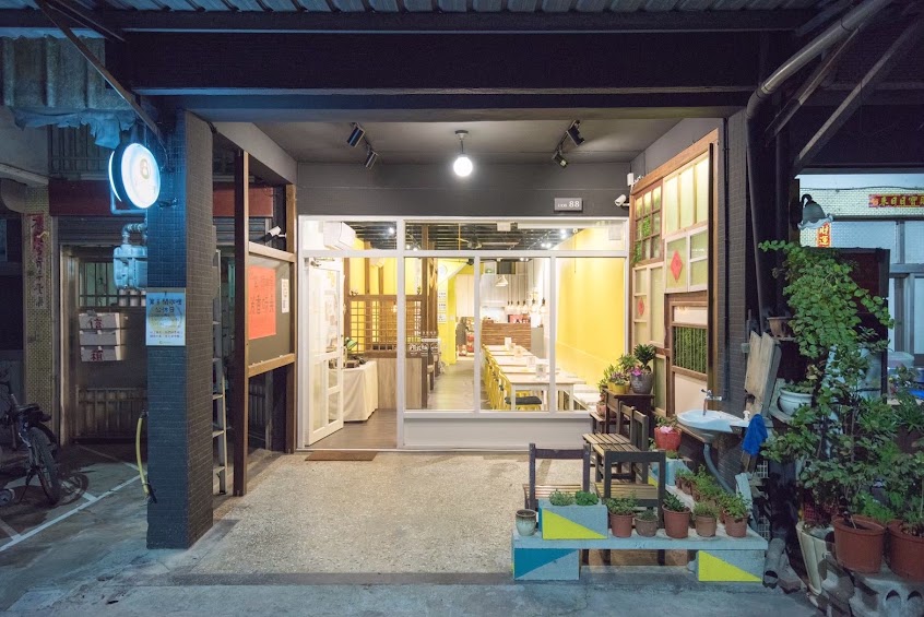 第8間咖哩(店休請以FB和IG每月公告為主)