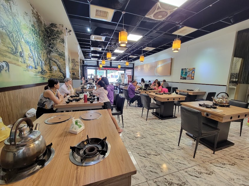 老牌石頭火鍋-虎尾店