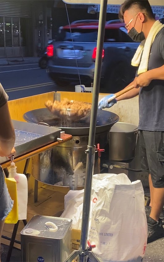 民雄保生大帝廟旁