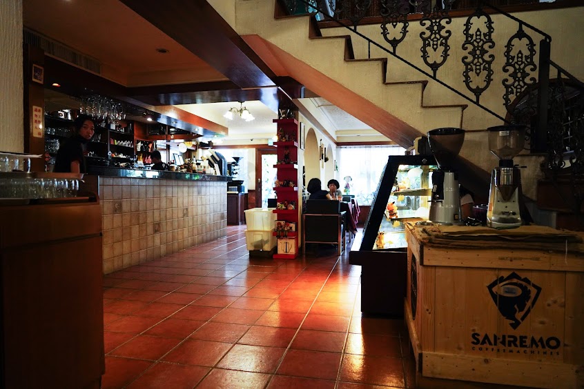 卡爾登咖啡/Carlton coffee