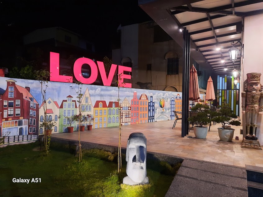 奈堤亞咖啡食尚館