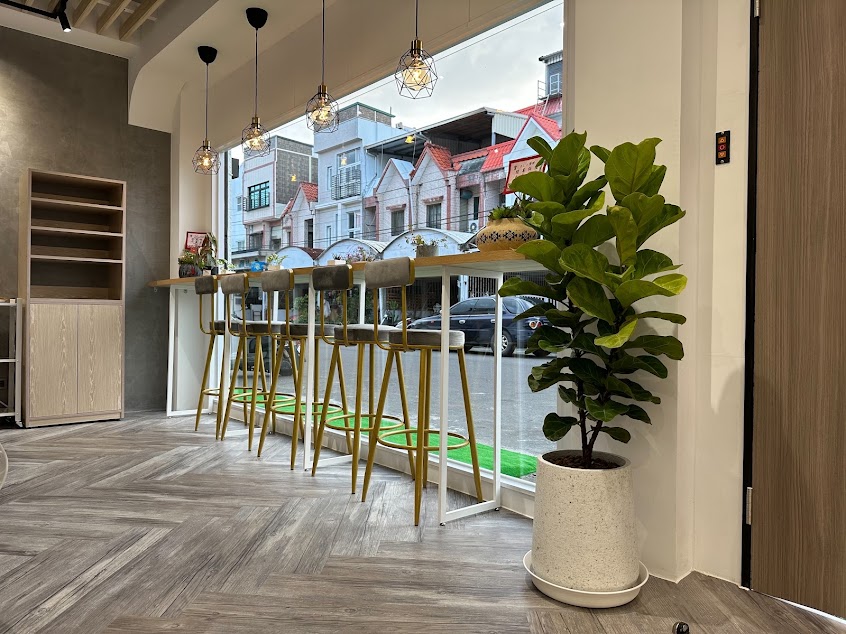 ZL小餐館 (詳細資訊以FB粉絲團公告為準噢)