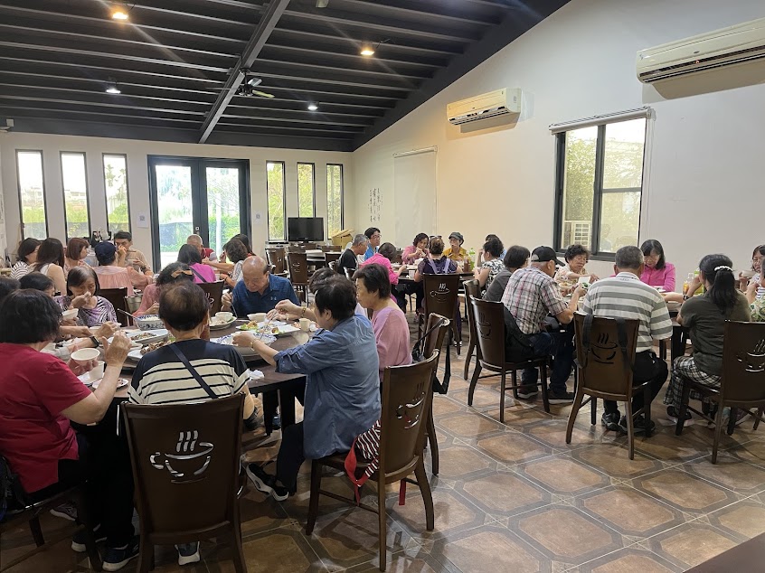 老霸子客家餐館