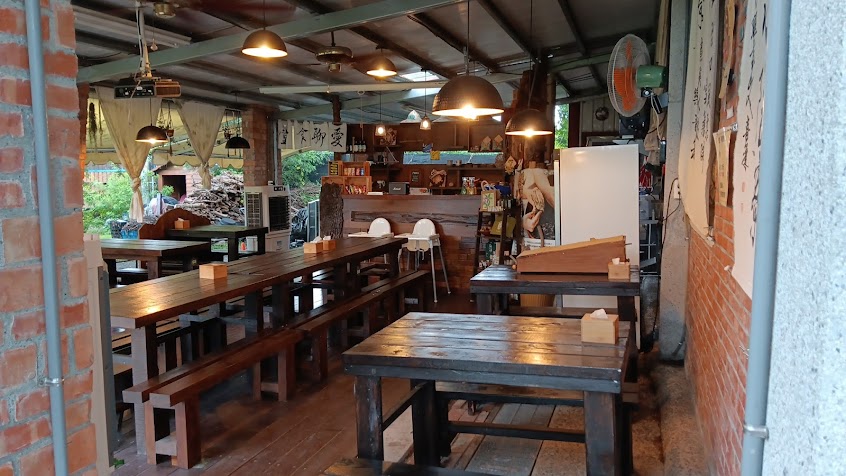 屏東愛聊親子遊樂食堂