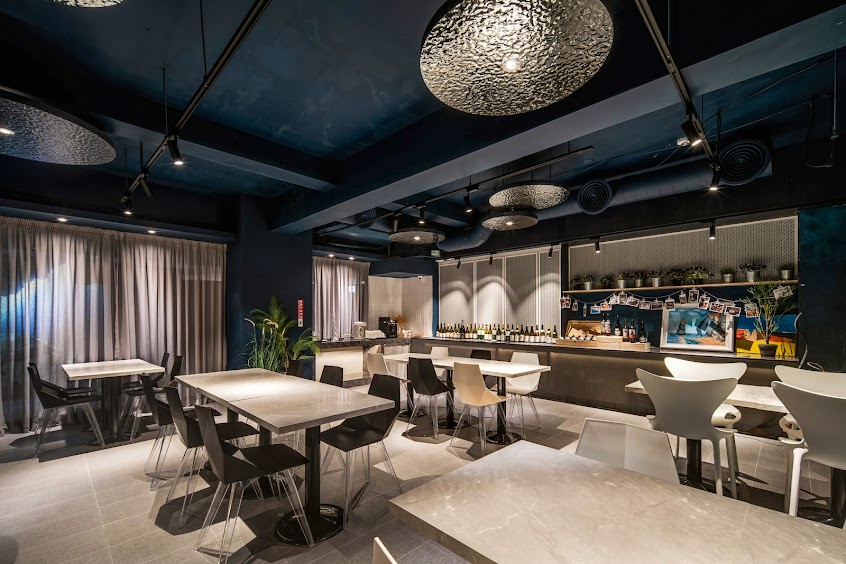 HT Sky Bar 山海食堂