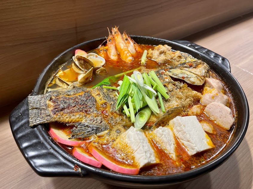 花悠家日式燒烤熱炒複合式料理