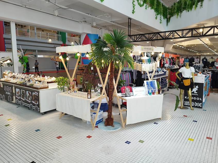 外帶夾鏈袋調酒