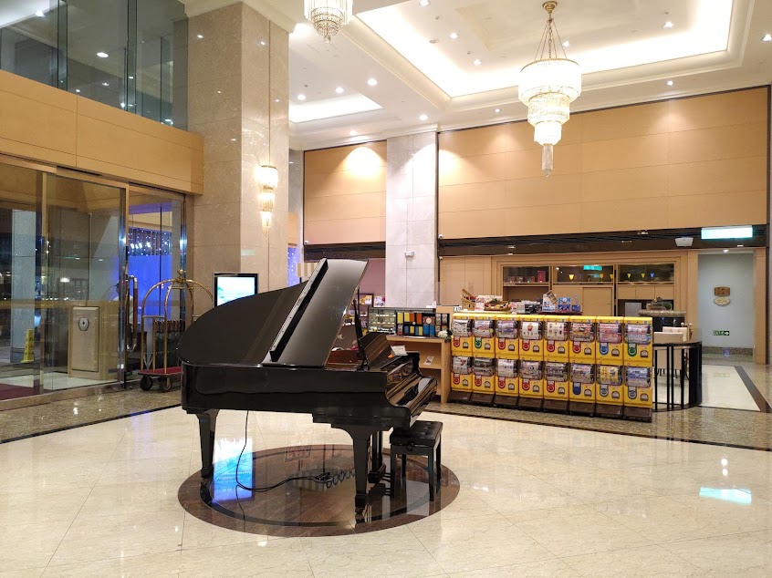 大廳酒吧 – 長榮桂冠酒店