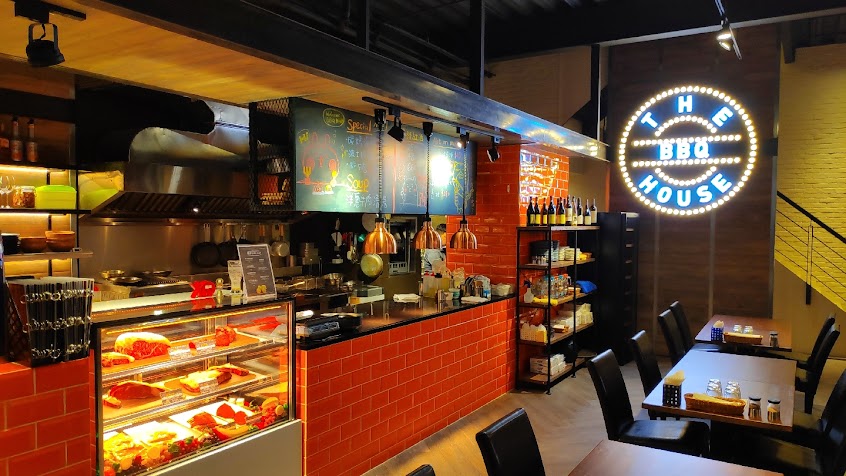 The BBQ House 關新店