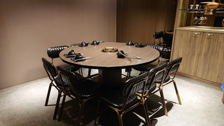 二月牌沙茶爐/海鮮蒸塔-新竹店 – 人氣必吃火鍋、聚餐推薦