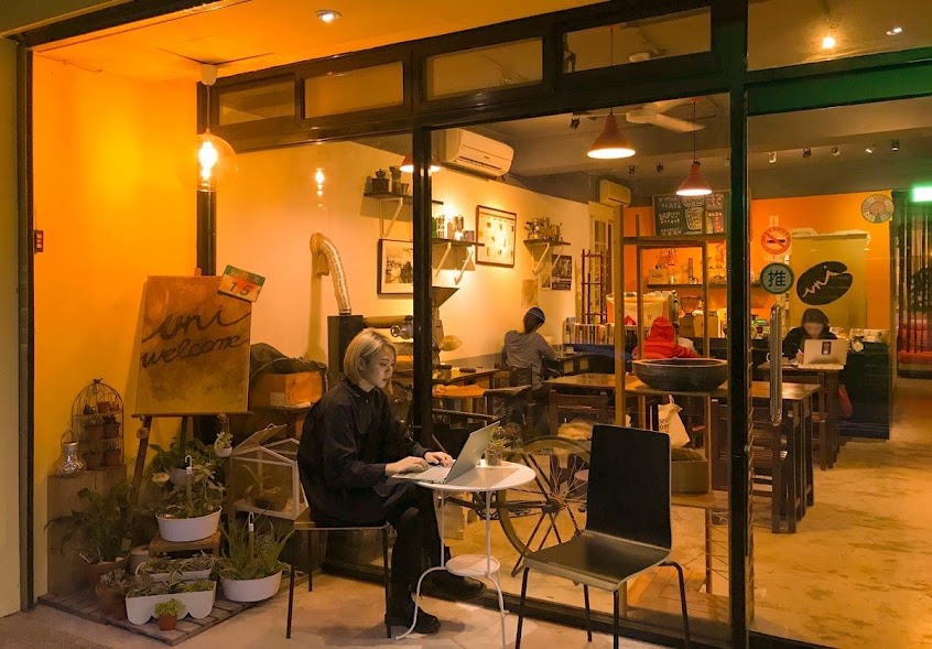 Uni 🐱擼貓喝咖啡 插座·不限時· 安靜