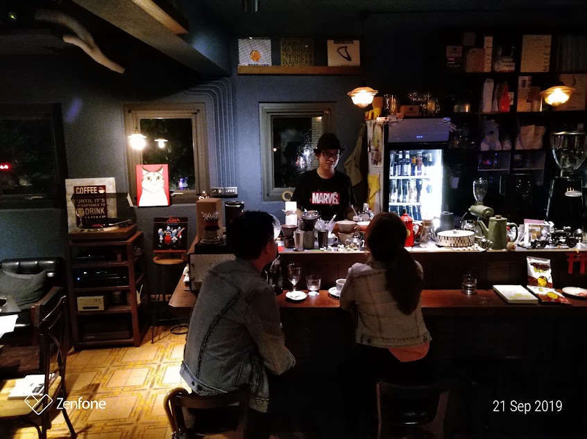 黑帽爵士咖啡酒吧 BlackHatJazz cafe & Bar 西區推薦｜西區餐酒｜西區酒吧｜西區餐廳｜約會｜聚餐｜包場