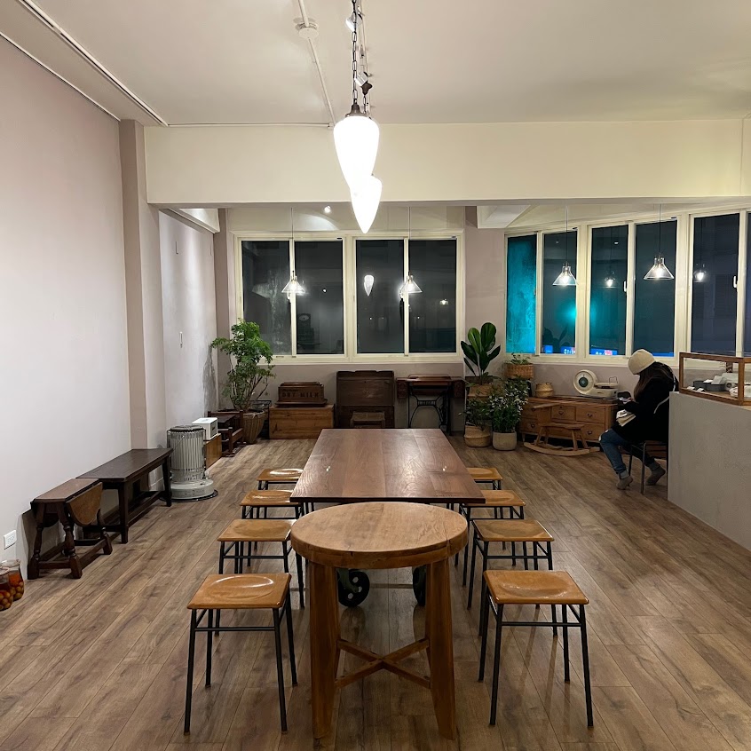 HERE & THERE (預約制 請參考IG / 商家非官方更新）