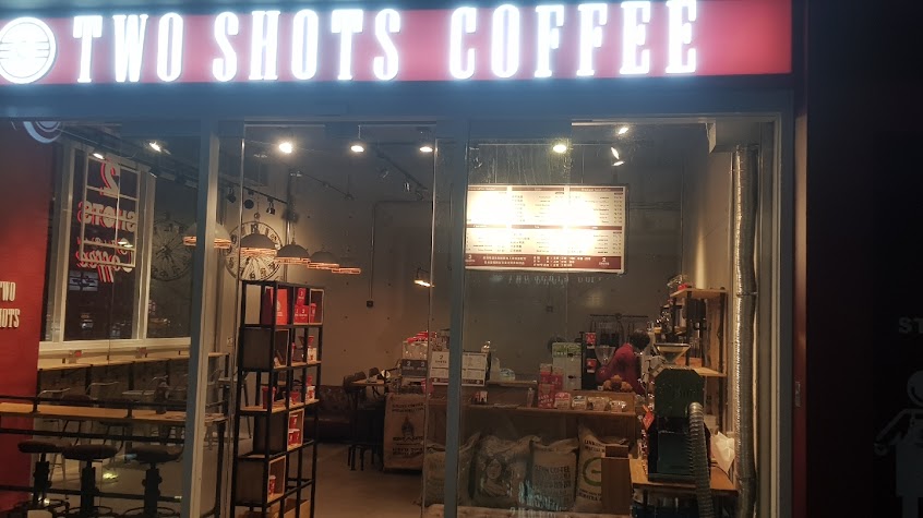 TWO SHOTS 中山南西店