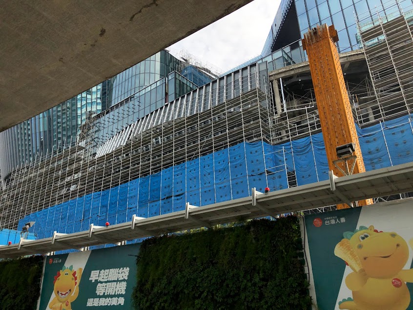 Mitsui Shopping Park LaLaport 南港