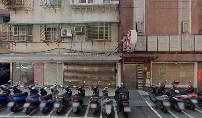 Hania beauty |台北、士林、芝山、北投|韓式皮膚管理、韓式睫毛管理、角蛋白(預約制)|肌膚、粉刺、面皰、痘痘問題、毛孔粗大、膚色不均、美白、保濕