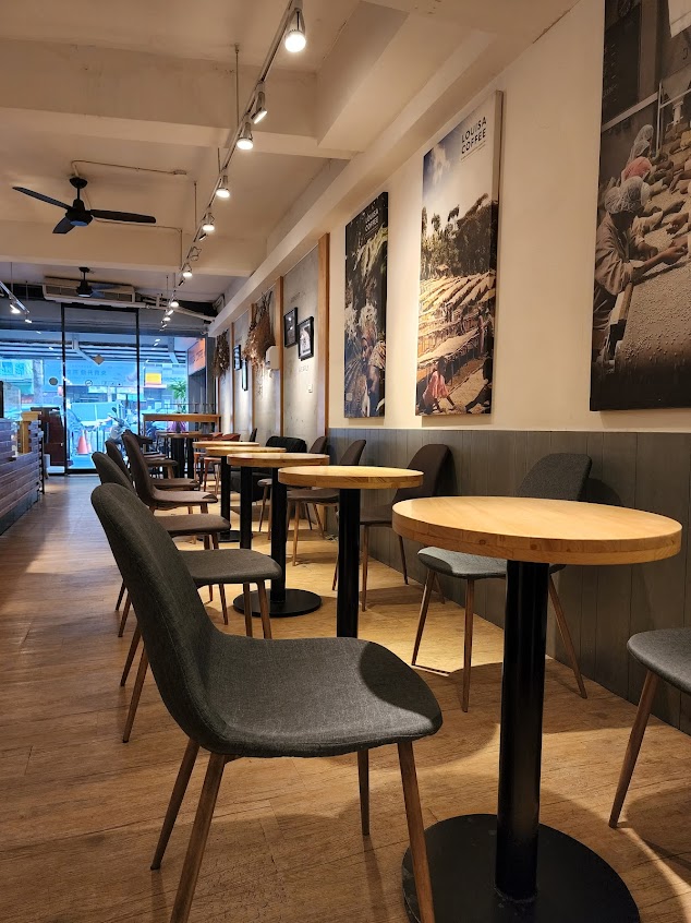 路易莎 新莊中正門市