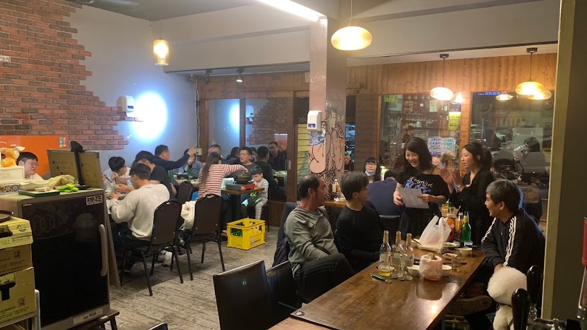 帝王生魚片 新莊分店-新北新莊平價熱炒 2023必吃美食餐廳 中式料理合菜川菜 酸菜魚 剁椒魚 水煮魚 水煮牛 深夜食堂宵夜 約會聚餐聚會 在地人推薦 PTT Dcard