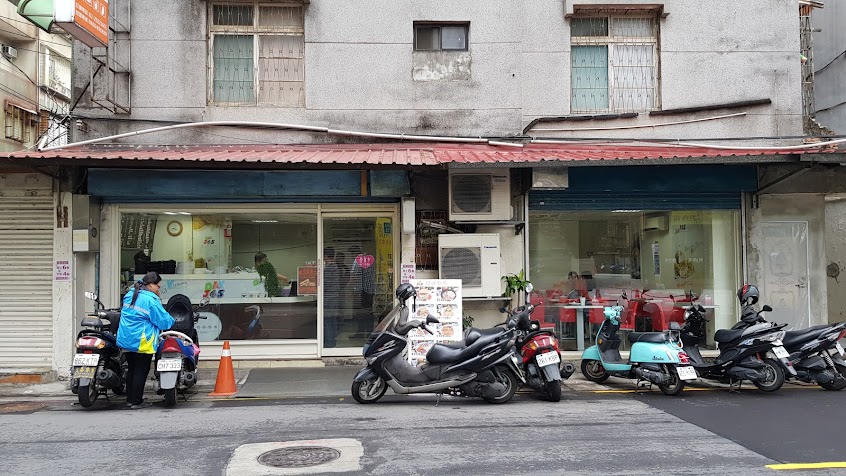 DAY365美式咖啡輕食