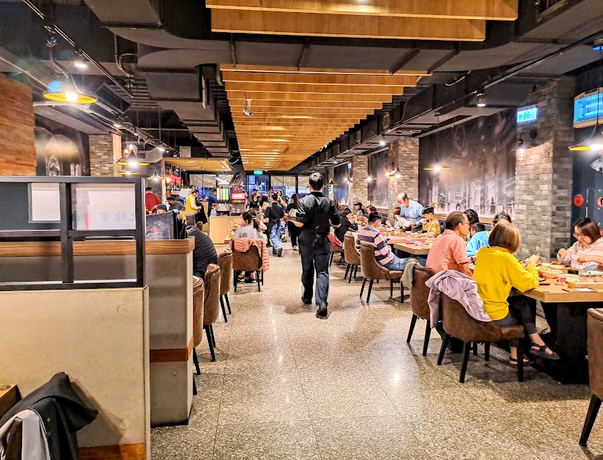 人从众厚切牛排-蘆洲店