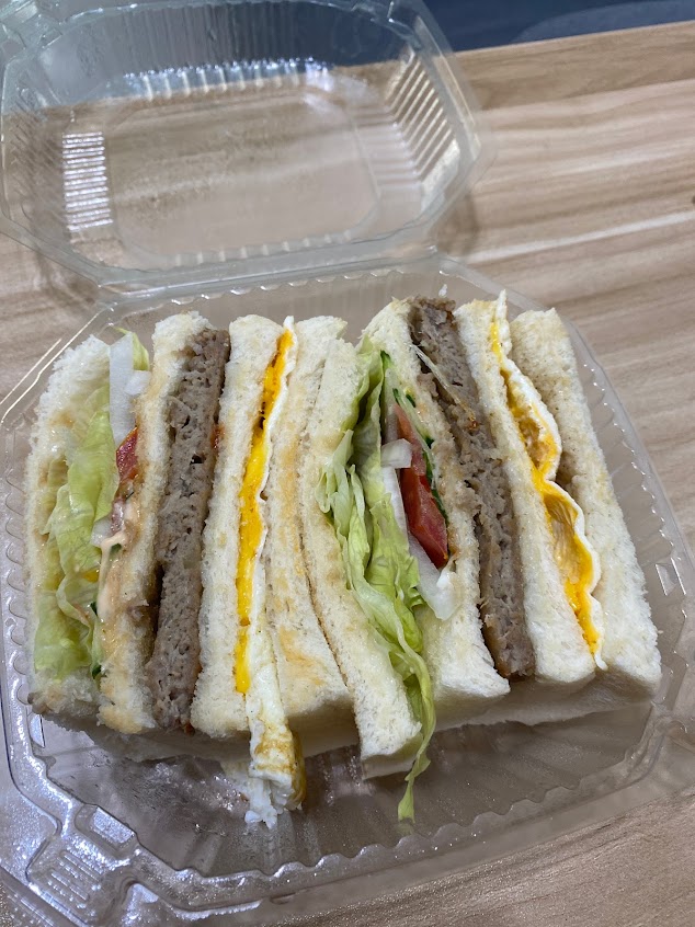 泳興村-漢堡土司鐵板麵飲料專賣店