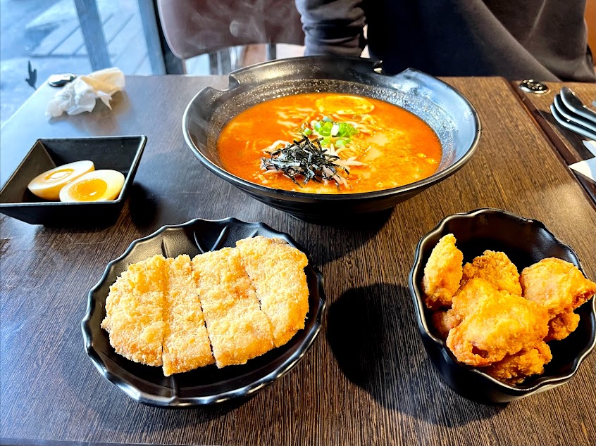 口內口咖哩飯丼飯拉麵