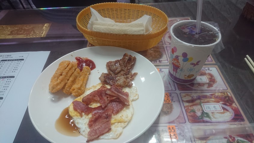 吉堡複合式餐飲店