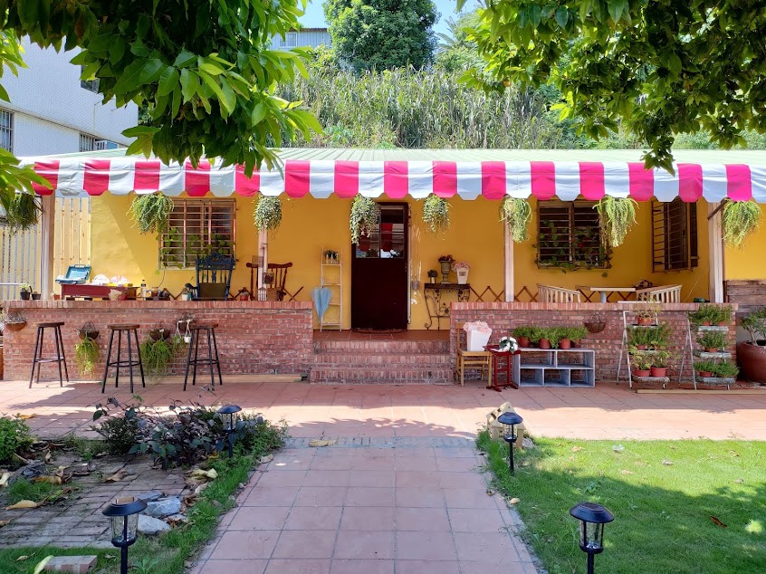 淡水紅毛城旁邊咖啡廳酒吧/早午餐/義大利麵/簡餐/甜點/下午茶/調酒/野餐/寵物友善/淡水聚餐派對