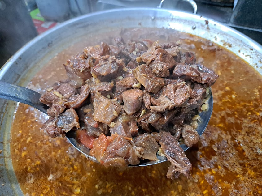 老神在在牛肉麵