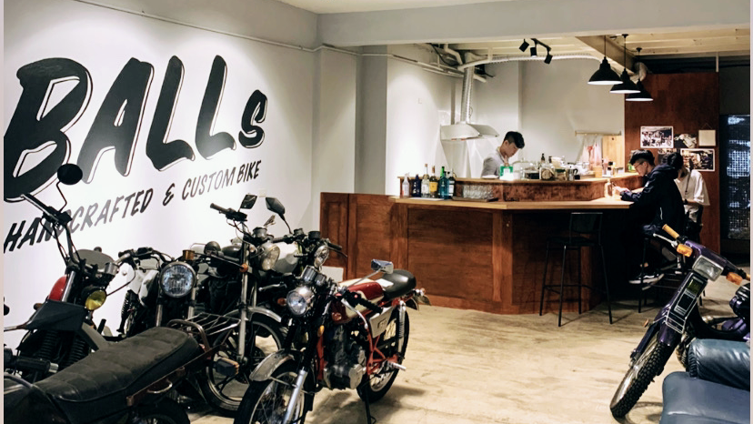 BALLs custom & cafe 丸製