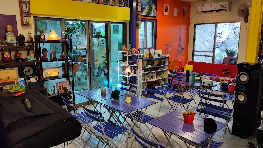 黑炫蔬食音樂咖啡館 Action Vege Cafe & Live music