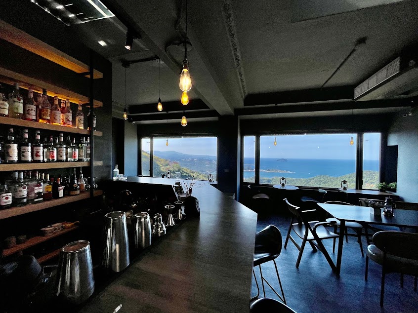 逸茶酒室Golden bar