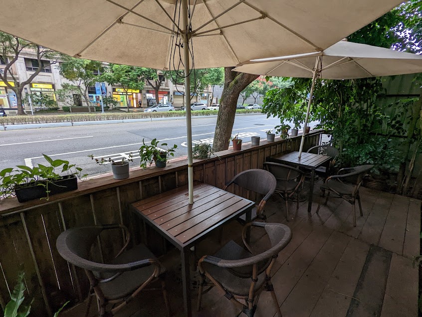 打鹿岸原住民人文主題餐廳《林口店》