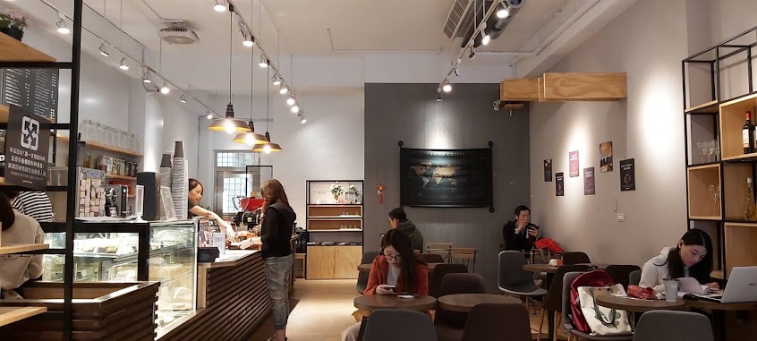Louisa Coffee 路易.莎咖啡(桃園莊敬門市)