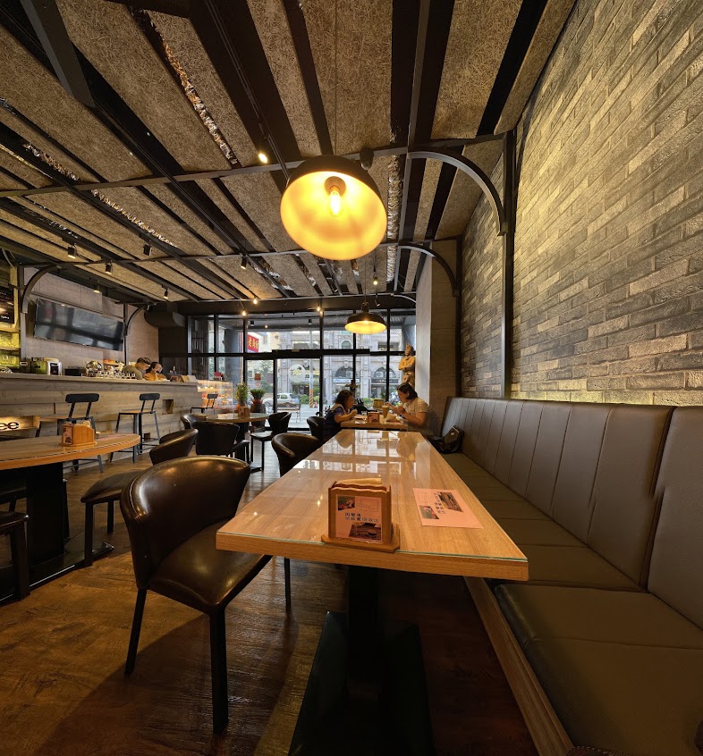 放空。角落咖啡