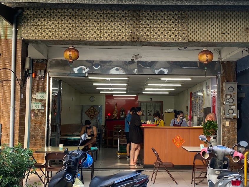巨堡速食(漢堡三明治奶茶)