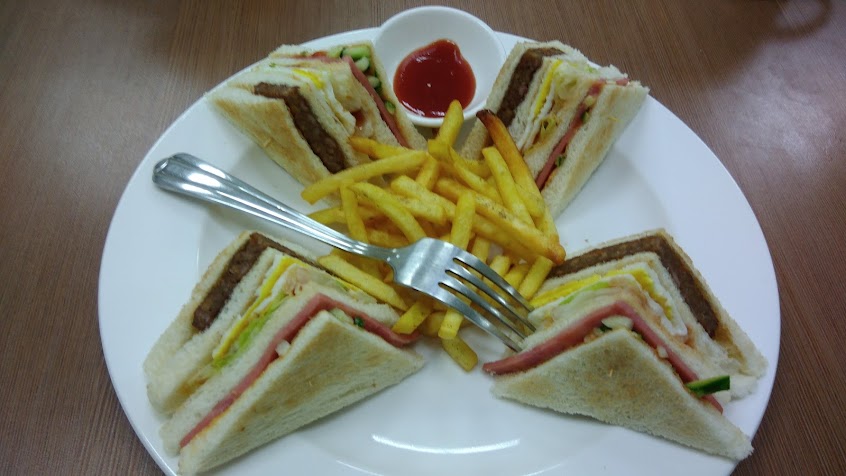 弘爺漢堡 – 南華店