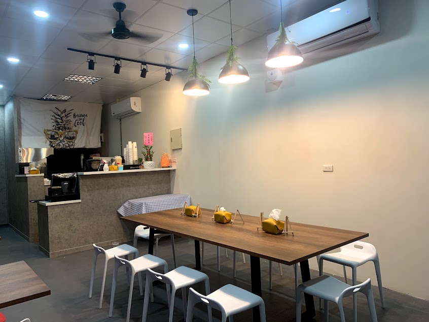 初日食食-早餐咖啡店-寵物友善/聚餐、工作、聊天