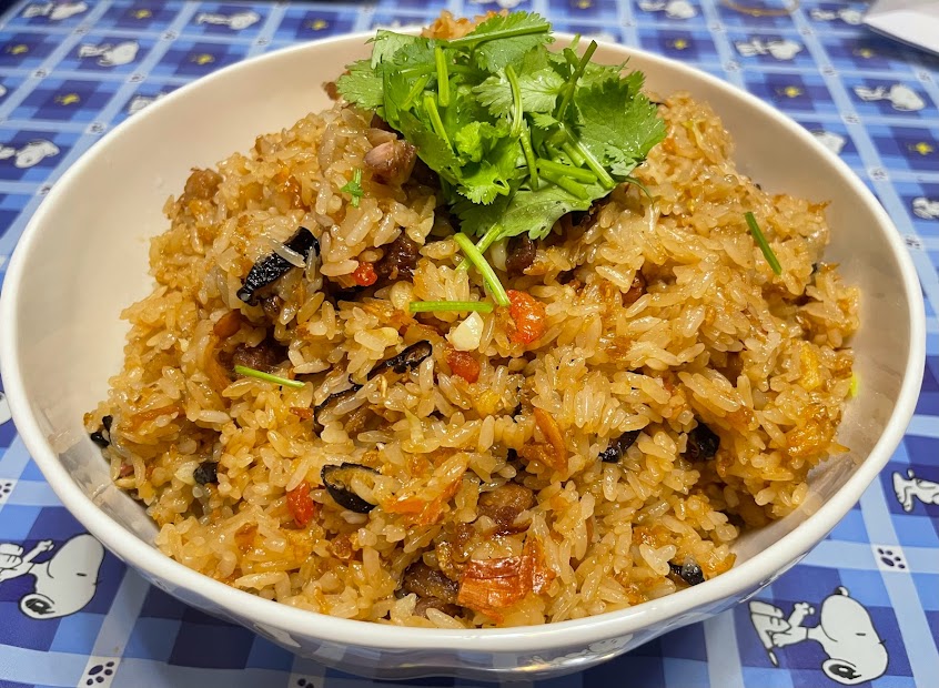 三姊妹油飯專賣店