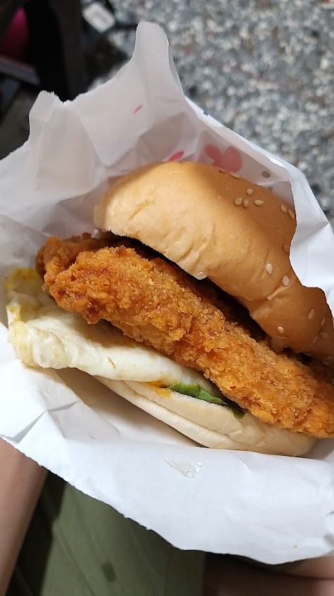 弘爺漢堡(新陽店)