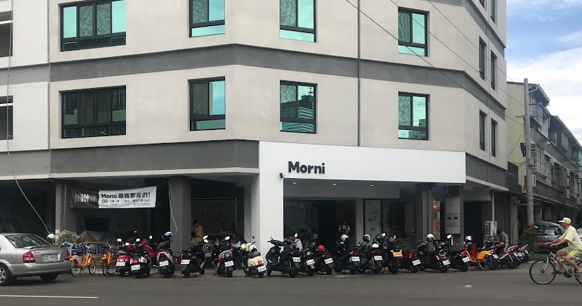 Morni莫尼 美村店