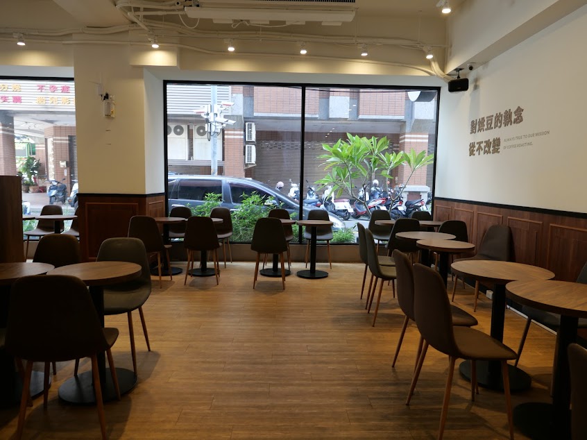 Louisa Coffee 路易．莎咖啡(漢口崇德門市)