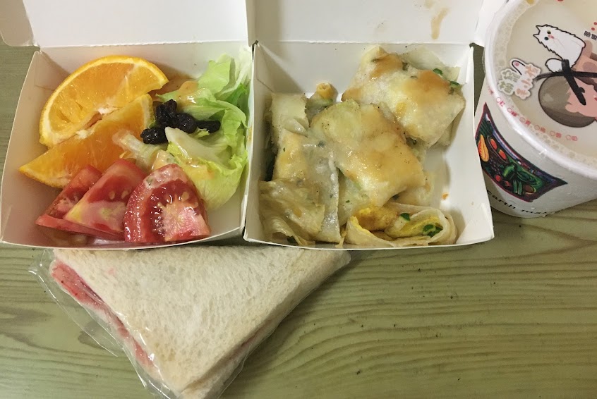 滿意早點- 早午餐 台中人必訪 義大利 研磨咖啡 乳酪餅 鐵板麵套餐 泡菜洋蔥燒肉 ( ️利用電話訂購,避免現場久候唷!)