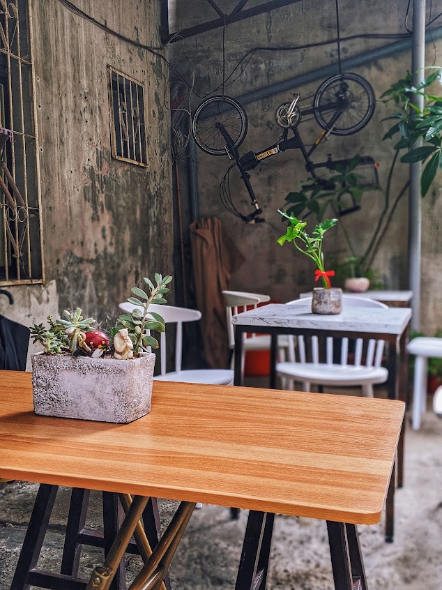 LOWCA 勞咖-炸饅頭 蛋餅 専門店 /台中逢甲早餐早午餐/咖啡廳(最後點餐營業結束前30分鐘)